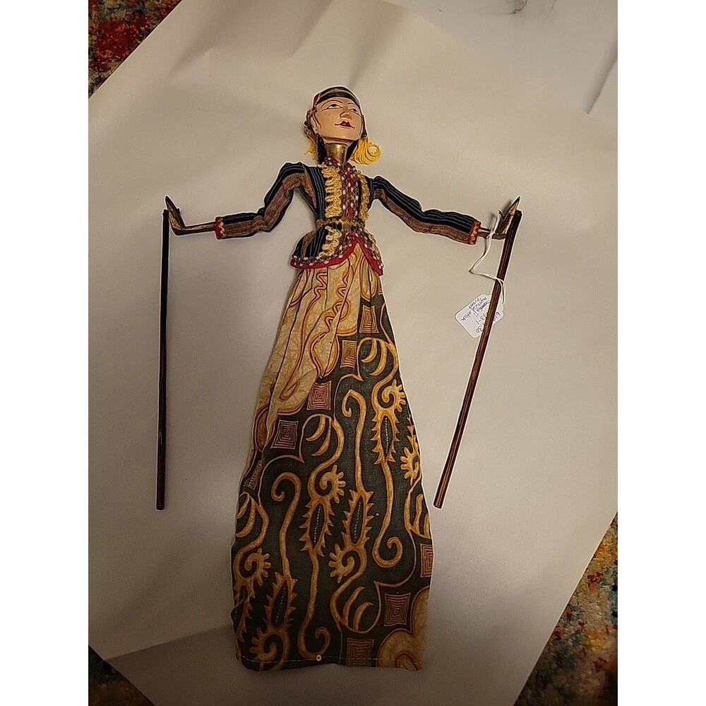 Vintage Indonesian Wayang Golek Wood Stick Rama Puppet 20”Tall Japanese Folk Art